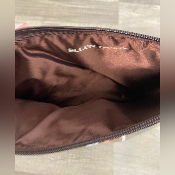 ELLEN Tracy Make-up/ Organization Pouches - Picture 7 of 9